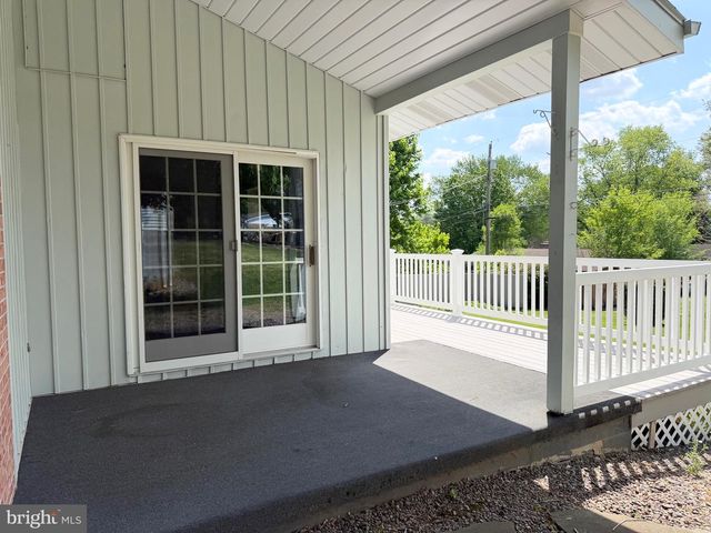 903 FOX MEADOW ROAD, Chambersburg, PA 17202