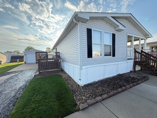 17 BOBWHITE Lane, Beecher, IL 60401