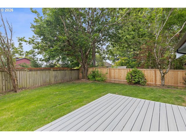 14214 Se CRYSTAL SPRINGS Blvd, Portland, OR 97236