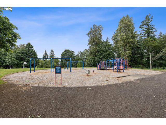 14214 Se CRYSTAL SPRINGS Blvd, Portland, OR 97236