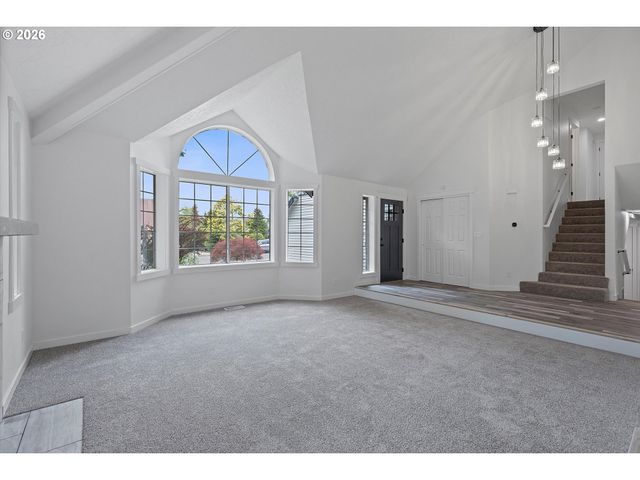 14214 Se CRYSTAL SPRINGS Blvd, Portland, OR 97236