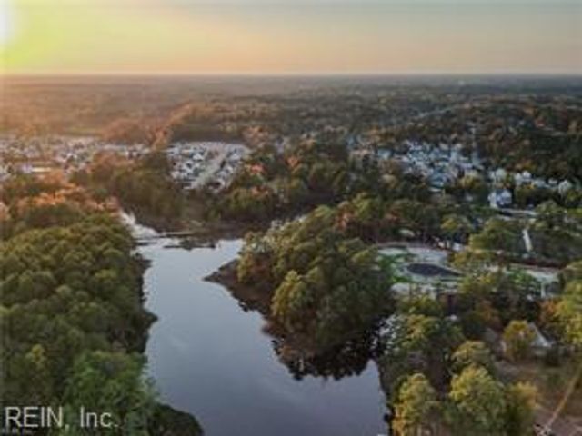 1904 McCoy Rd, Chesapeake, VA 23323