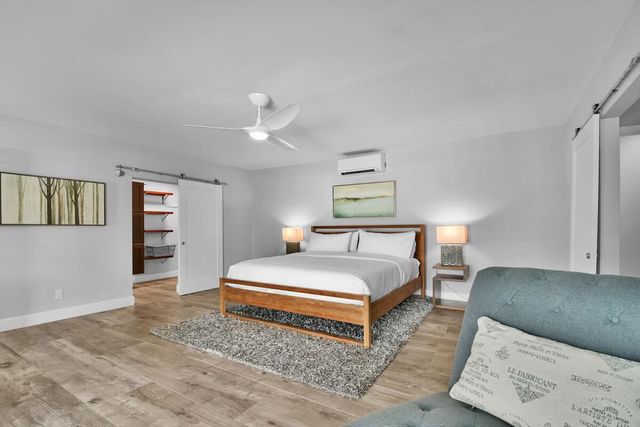 1920 NE 52nd Street, Fort Lauderdale, FL 33308