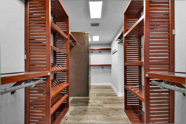 1920 NE 52nd Street, Fort Lauderdale, FL 33308