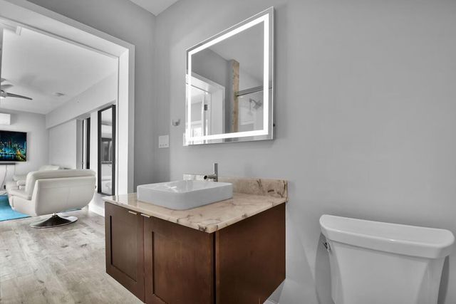 1920 NE 52nd Street, Fort Lauderdale, FL 33308