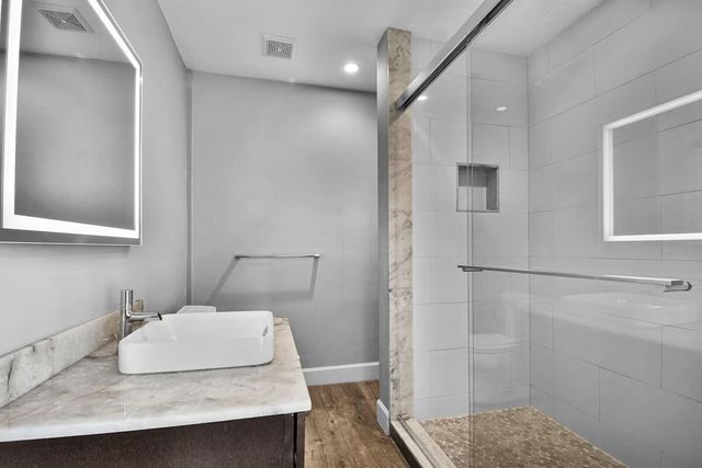 1920 NE 52nd Street, Fort Lauderdale, FL 33308