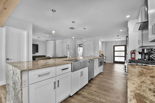 1920 NE 52nd Street, Fort Lauderdale, FL 33308