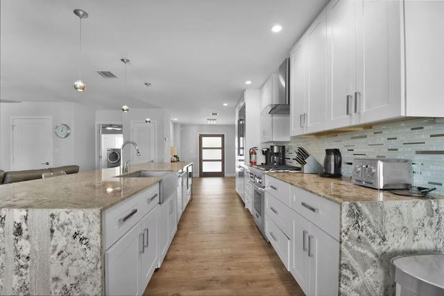 1920 NE 52nd Street, Fort Lauderdale, FL 33308