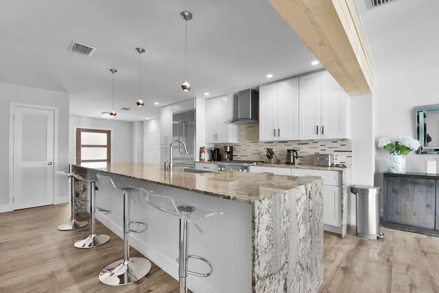 1920 NE 52nd Street, Fort Lauderdale, FL 33308