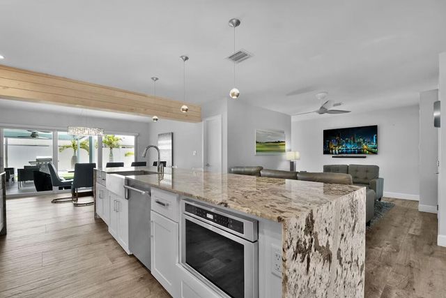 1920 NE 52nd Street, Fort Lauderdale, FL 33308