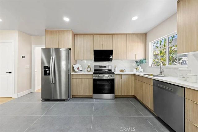 1241 S 4th Street, Alhambra, CA 91801