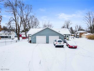 3921/3923 Huntmere Avenue, Youngstown, OH 44515