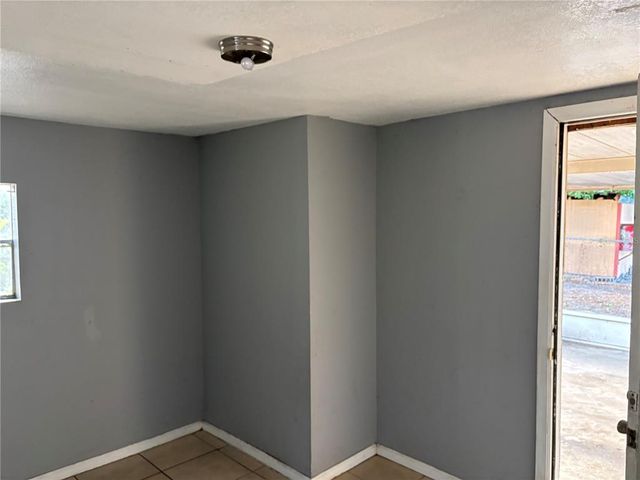1106 WOODLAWN AVENUE, Plant City, FL 33563