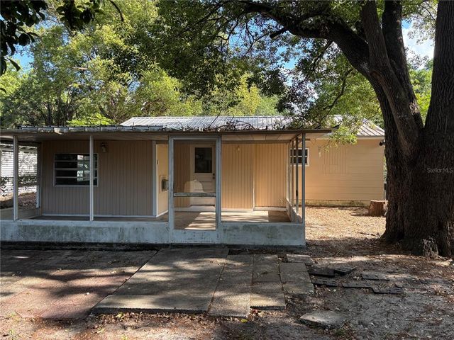 1106 WOODLAWN AVENUE, Plant City, FL 33563