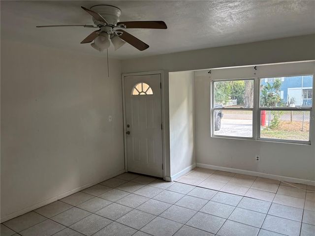1106 WOODLAWN AVENUE, Plant City, FL 33563