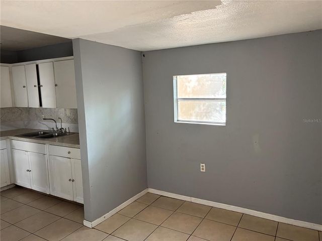 1106 WOODLAWN AVENUE, Plant City, FL 33563