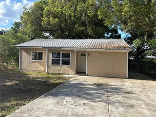 1106 WOODLAWN AVENUE, Plant City, FL 33563