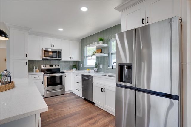 11932 85TH TERRACE, Seminole, FL 33772