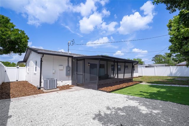 11932 85TH TERRACE, Seminole, FL 33772