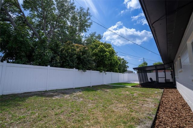11932 85TH TERRACE, Seminole, FL 33772