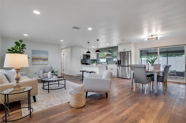 11932 85TH TERRACE, Seminole, FL 33772