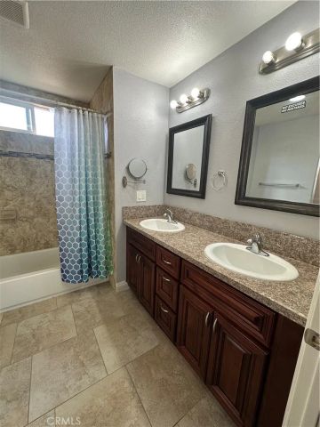 2703 Gates Avenue, Redondo Beach, CA 90278