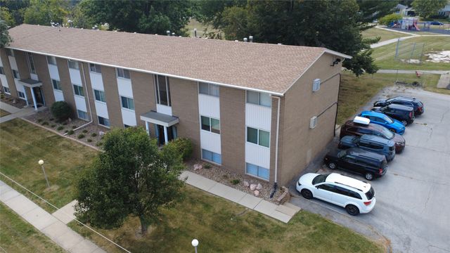 4212 62nd Street 5, Urbandale, IA 50322