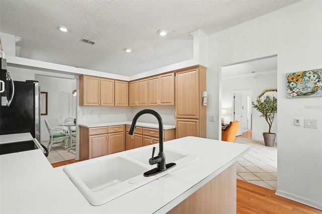 10093 HOLLY BERRY DRIVE, Weeki Wachee, FL 34613