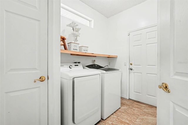 10093 HOLLY BERRY DRIVE, Weeki Wachee, FL 34613