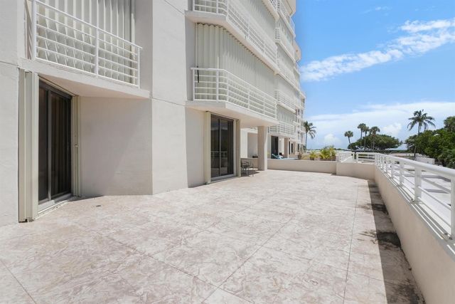 176 Helios Drive 102, Jupiter, FL 33477