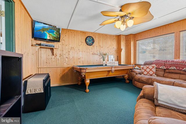 2322 LODGE FOREST DR, Baltimore, MD 21219