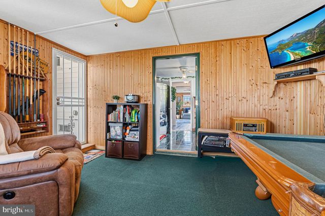 2322 LODGE FOREST DR, Baltimore, MD 21219