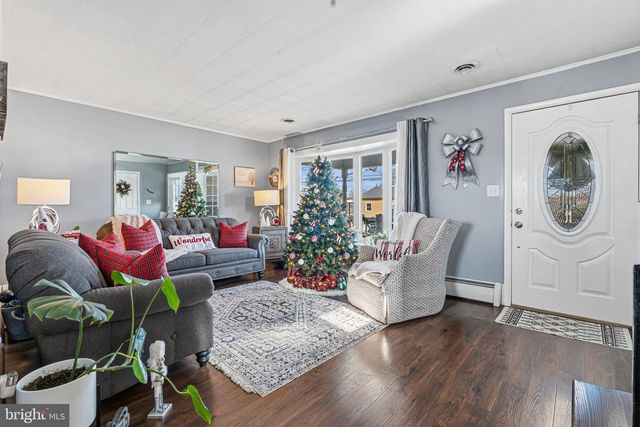 2322 LODGE FOREST DR, Baltimore, MD 21219