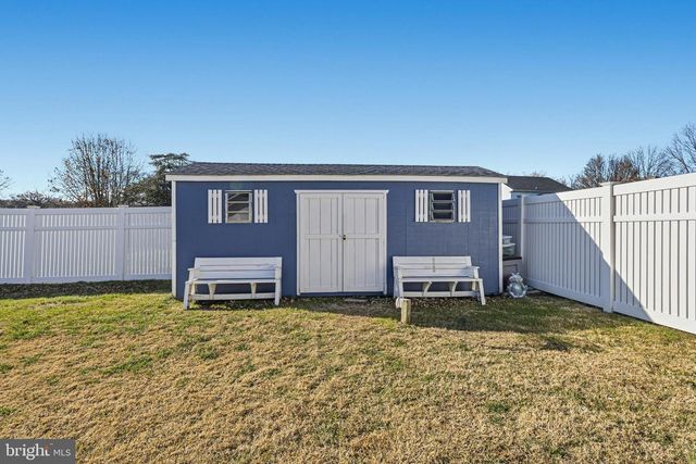 2322 LODGE FOREST DR, Baltimore, MD 21219