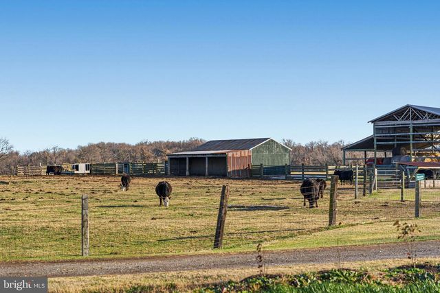 2322 LODGE FOREST DR, Baltimore, MD 21219