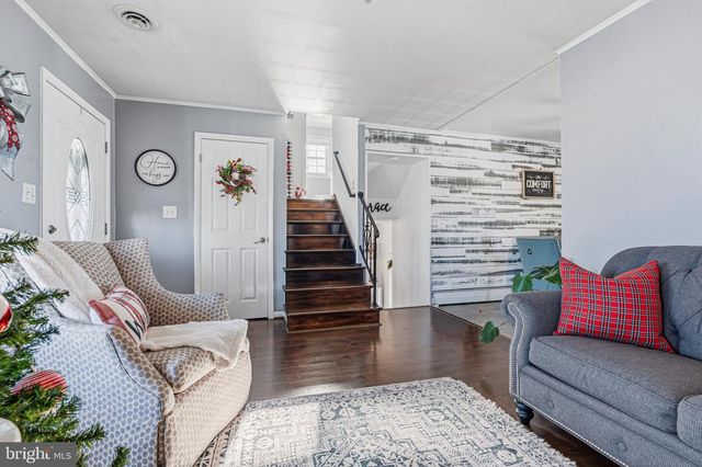 2322 LODGE FOREST DR, Baltimore, MD 21219