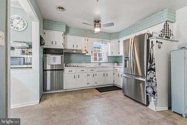 2322 LODGE FOREST DR, Baltimore, MD 21219