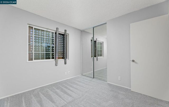 170 Opal Dr, Vallejo, CA 94589