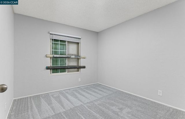 170 Opal Dr, Vallejo, CA 94589