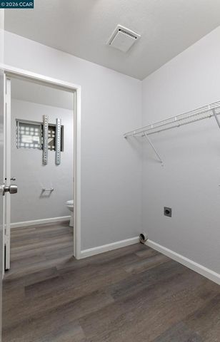 170 Opal Dr, Vallejo, CA 94589