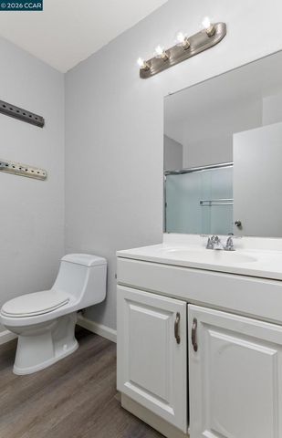 170 Opal Dr, Vallejo, CA 94589