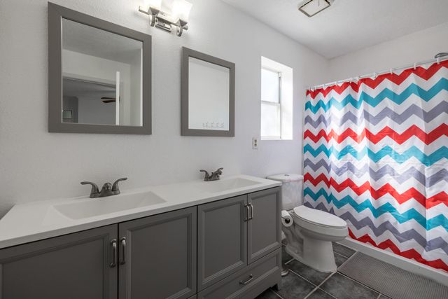 1340 Bellflower Drive NE, Rio Rancho, NM 87144