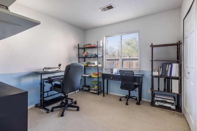 1340 Bellflower Drive NE, Rio Rancho, NM 87144