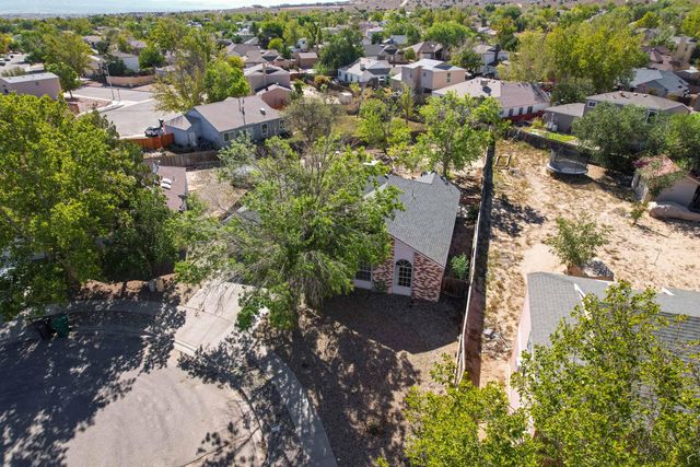 1340 Bellflower Drive NE, Rio Rancho, NM 87144