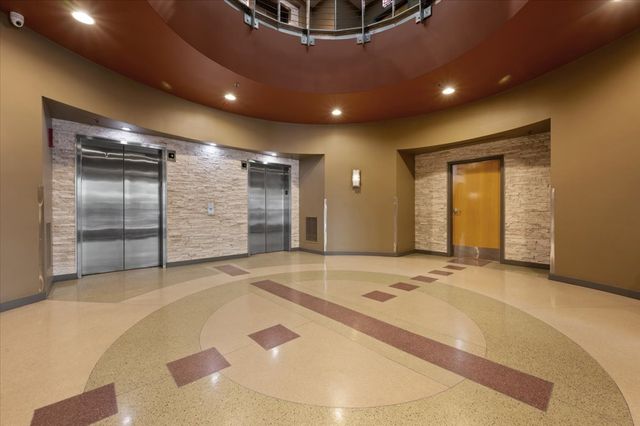 4350 N Broadway Street 307, Chicago, IL 60613