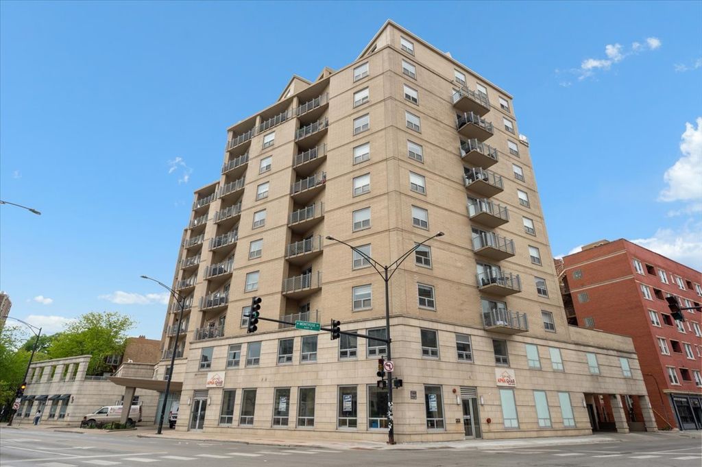 4350 N Broadway Street 307, Chicago, IL 60613