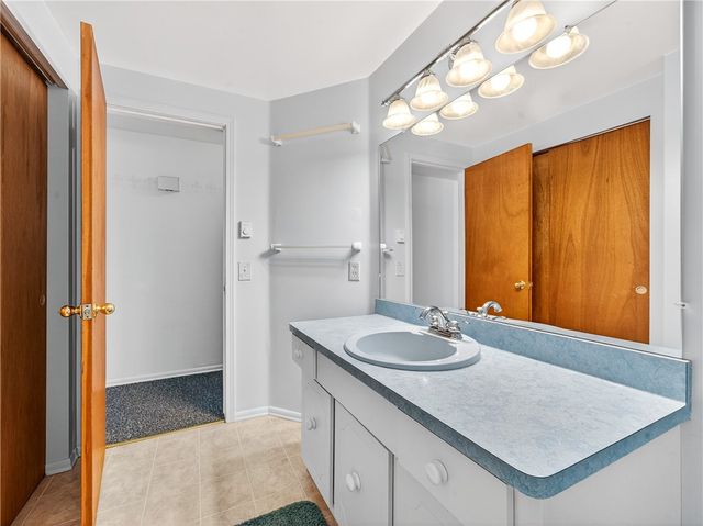 3928 Van Hall St, Marion, NY 14505