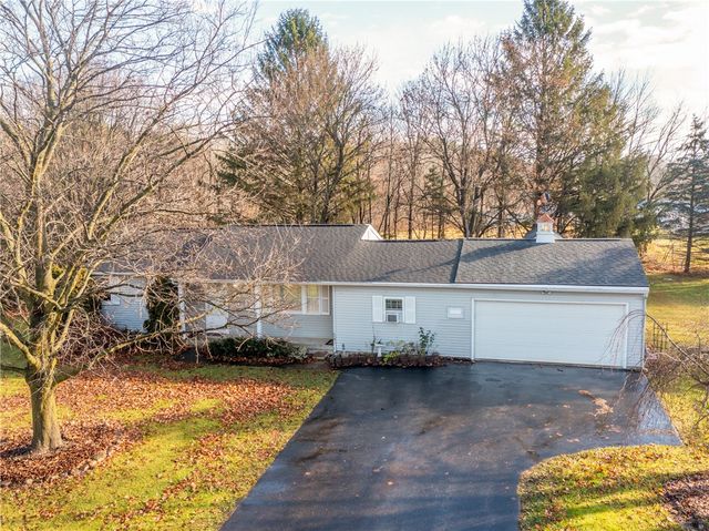 3928 Van Hall St, Marion, NY 14505