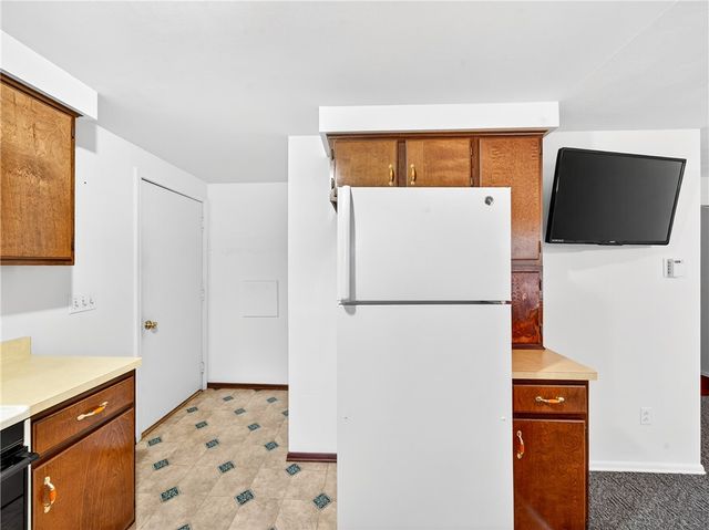 3928 Van Hall St, Marion, NY 14505