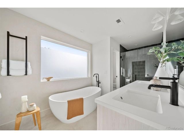 2359 S Bannock St, Denver, CO 80223